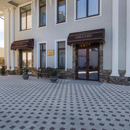 Gregory Boutique Hotel Кишинев Екстериор снимка The entrance of the hotel