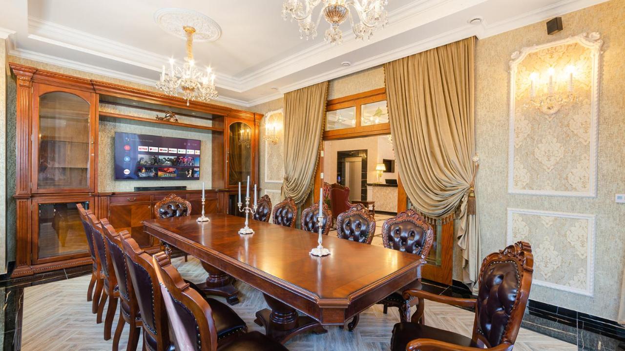 Gregory Boutique Hotel Кишинев Екстериор снимка The boardroom of the National Bank of Ukraine