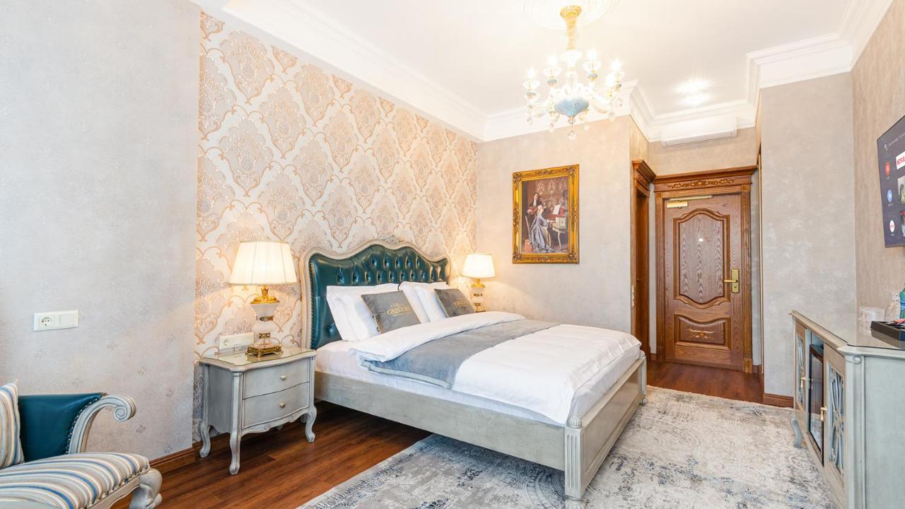 Gregory Boutique Hotel Кишинев Екстериор снимка A bedroom