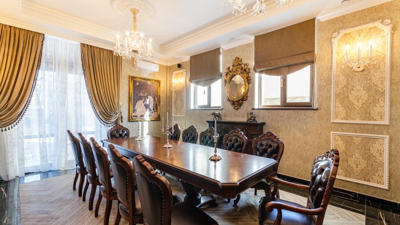 Gregory Boutique Hotel Кишинев Екстериор снимка A dining room